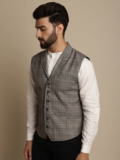 Men's Waistcoat With Notched Lapel