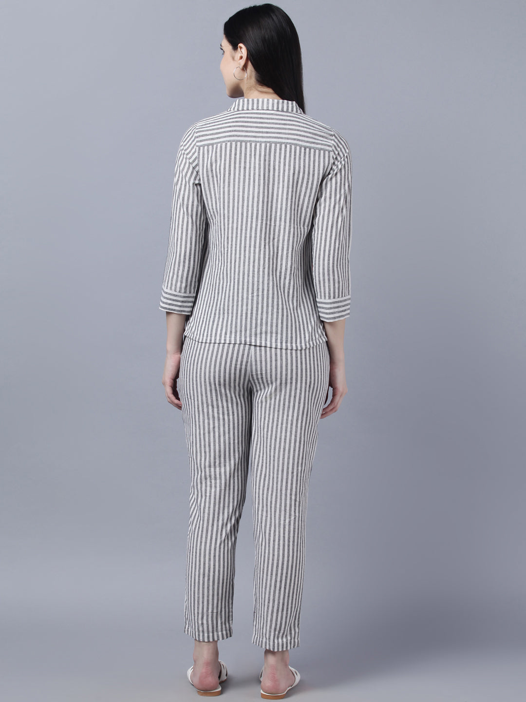 Color_Grey