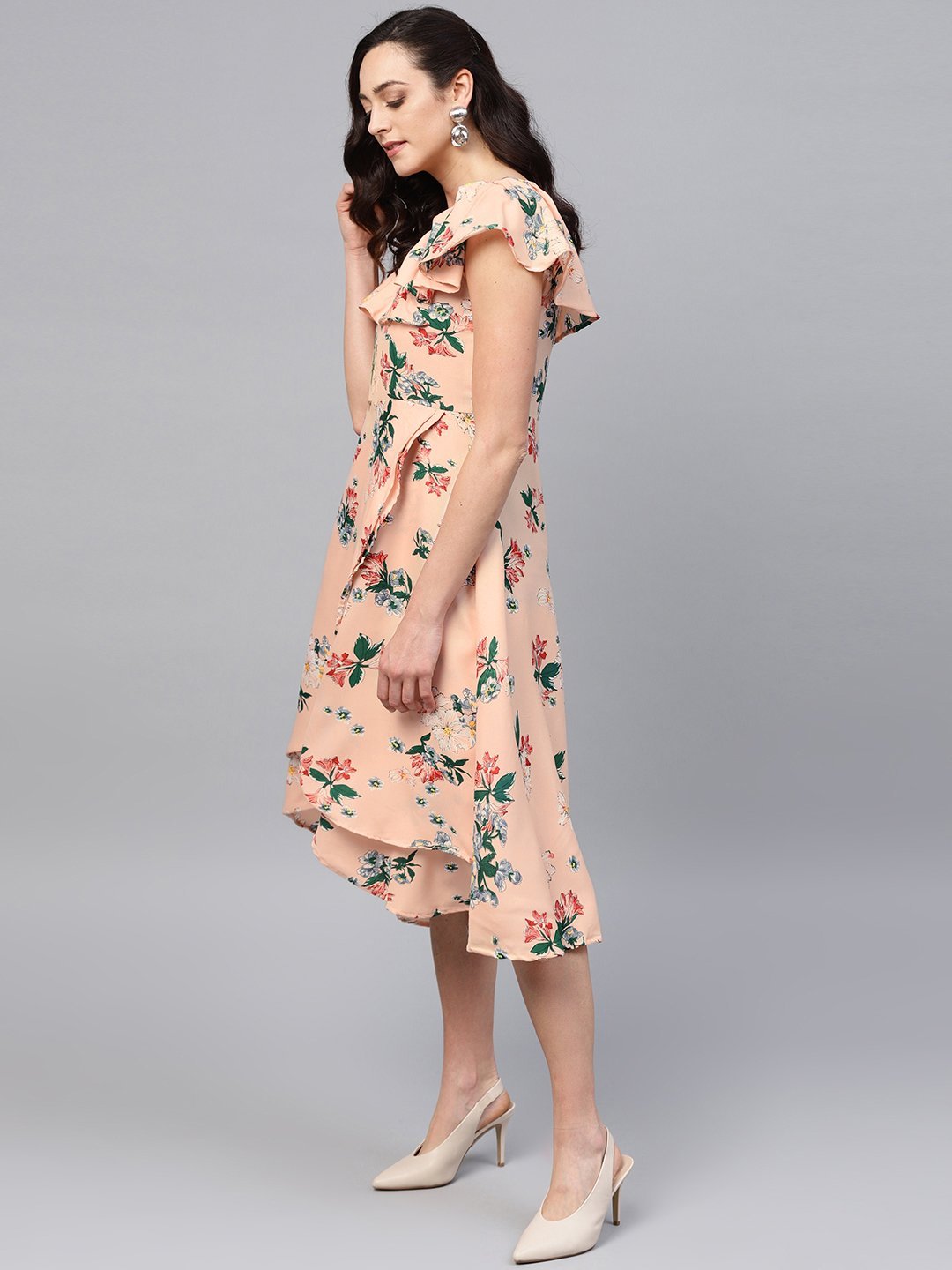 Women Peach Floral Printed by Myshka (