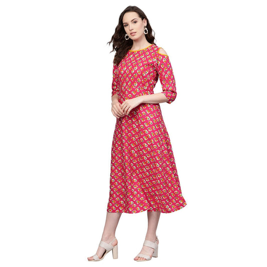 Women's Pink Rayon Printed 3/4 Sleeve Round Neck Casual Dress