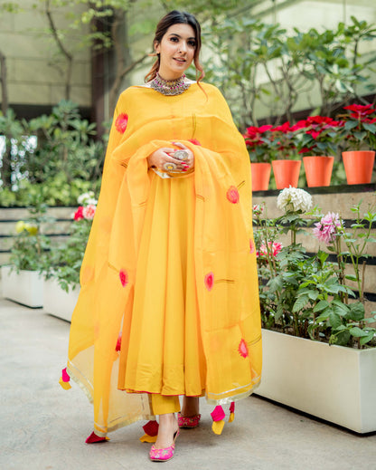 Women's Yellow Organza Handpainted Suit Set