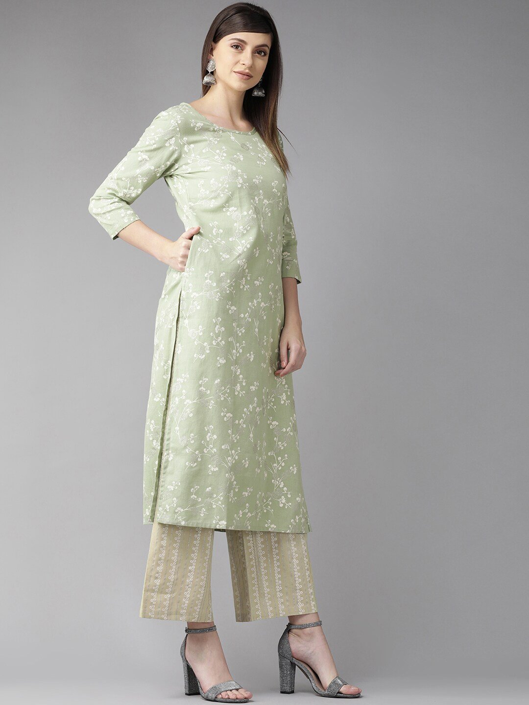 Women's  Green & White Floral Printed Straight Kurta