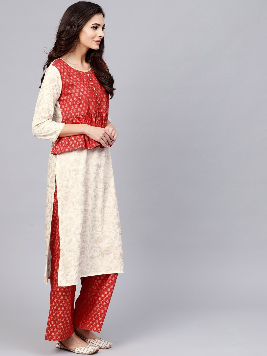 Women's  Off-White & Red Printed Layered Kurta