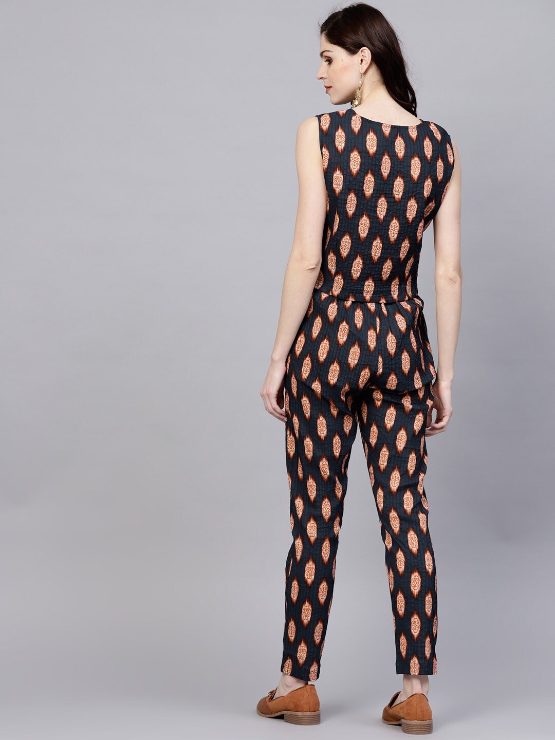 Women's  Navy Blue & Orange Regular Fit Printed Trousers With Pintucks