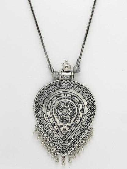 Women's Elegant Silver Oxidised Brass Necklace