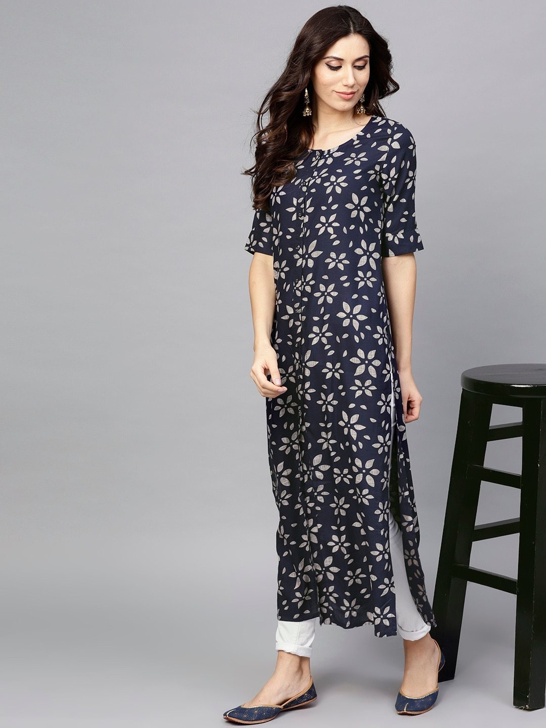 Women's  Navy Blue & Grey Printed Straight Kurta