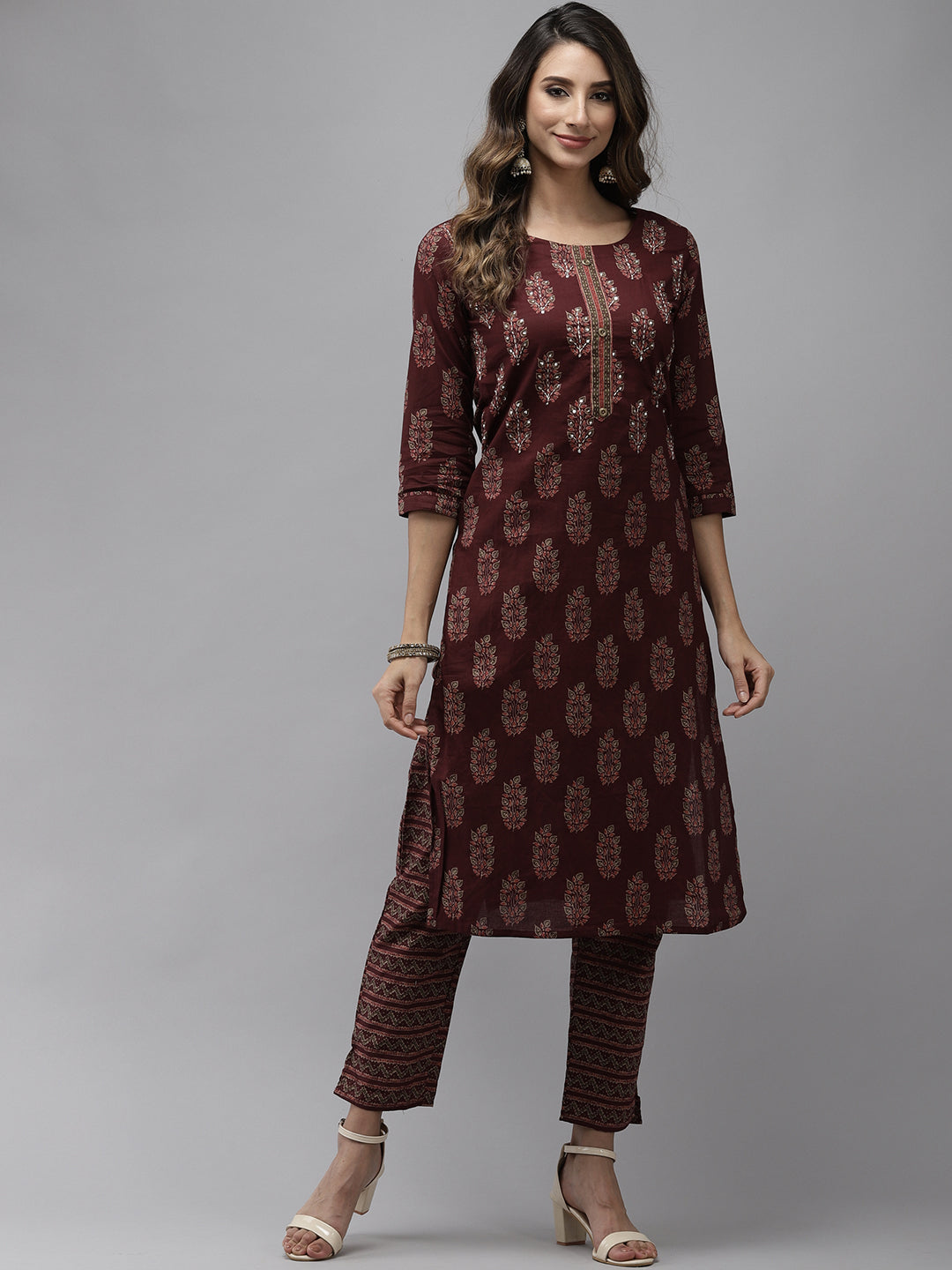 Color_Maroon