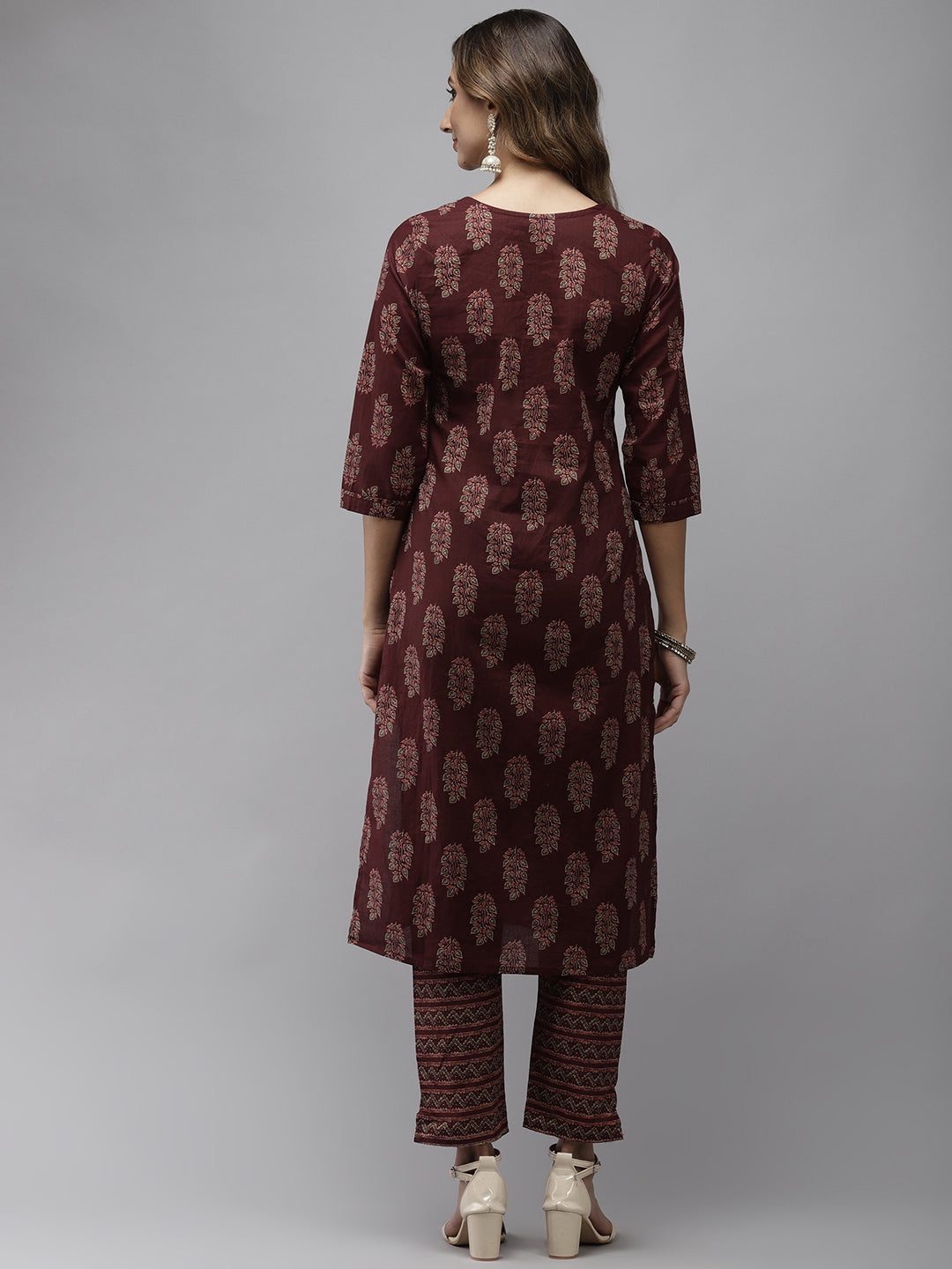 Color_Maroon