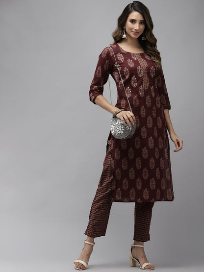 Color_Maroon