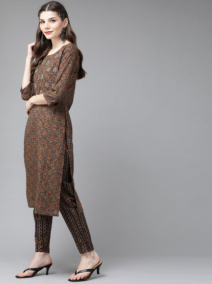 Color_Brown