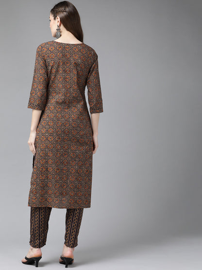 Color_Brown