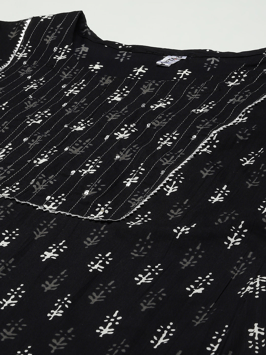 Color_Black