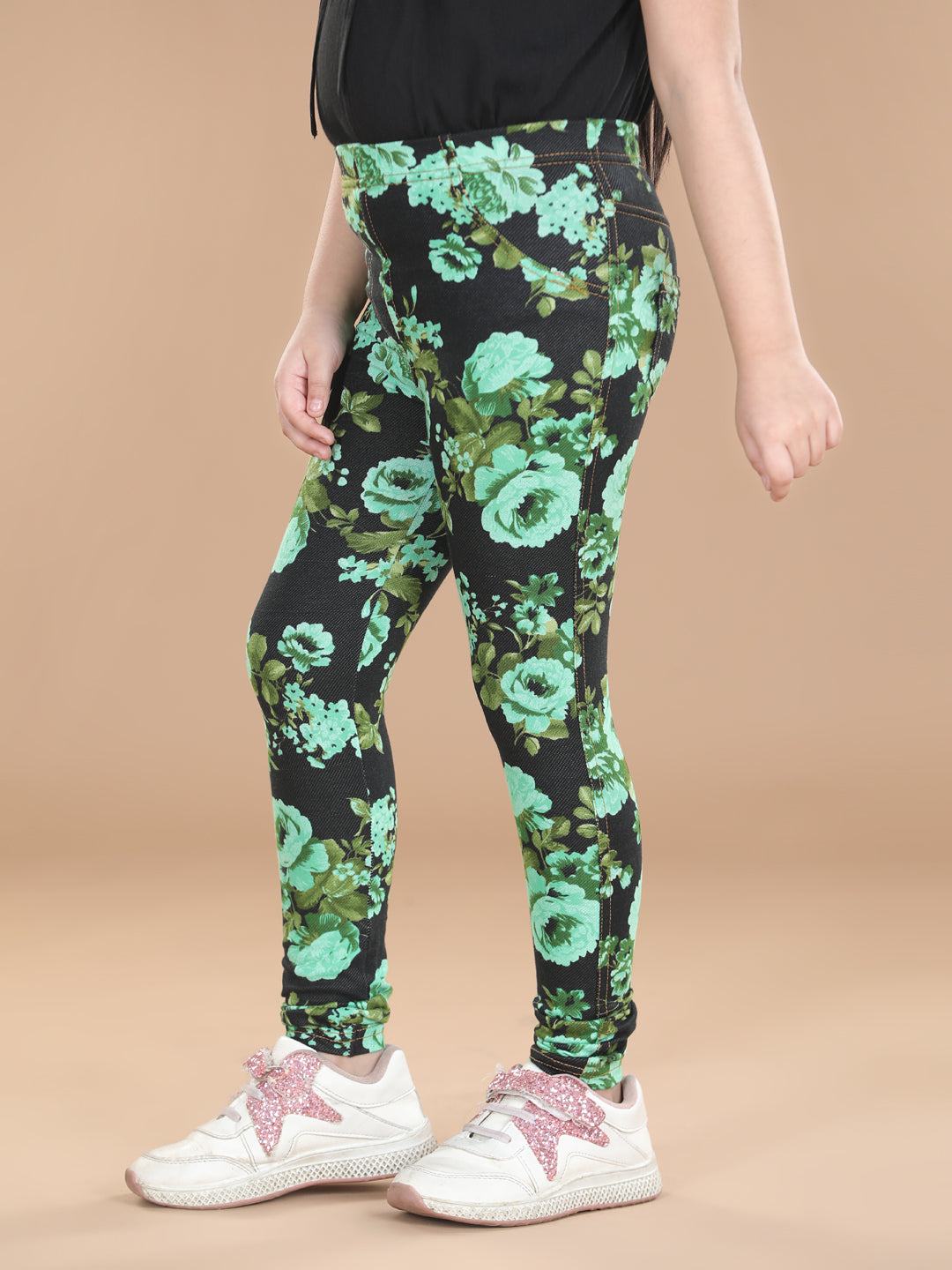 Color_Black & Green