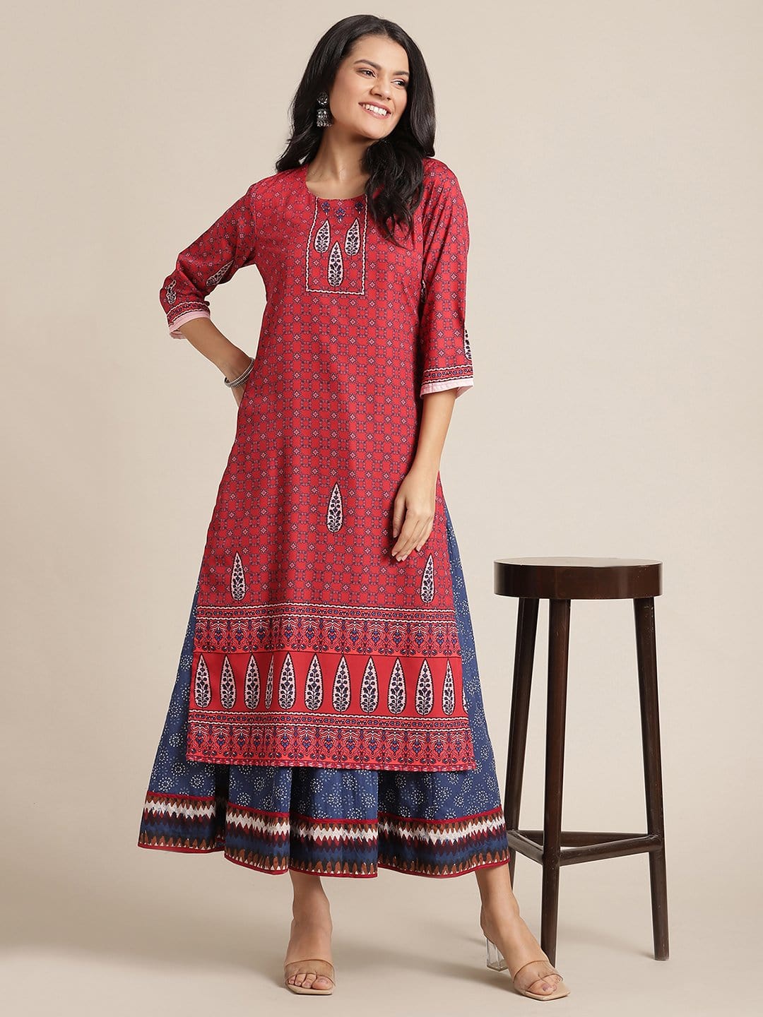 Women's KSUT Red And Blue Floral Printed Straight Kurta With 3/4Th Sleeves