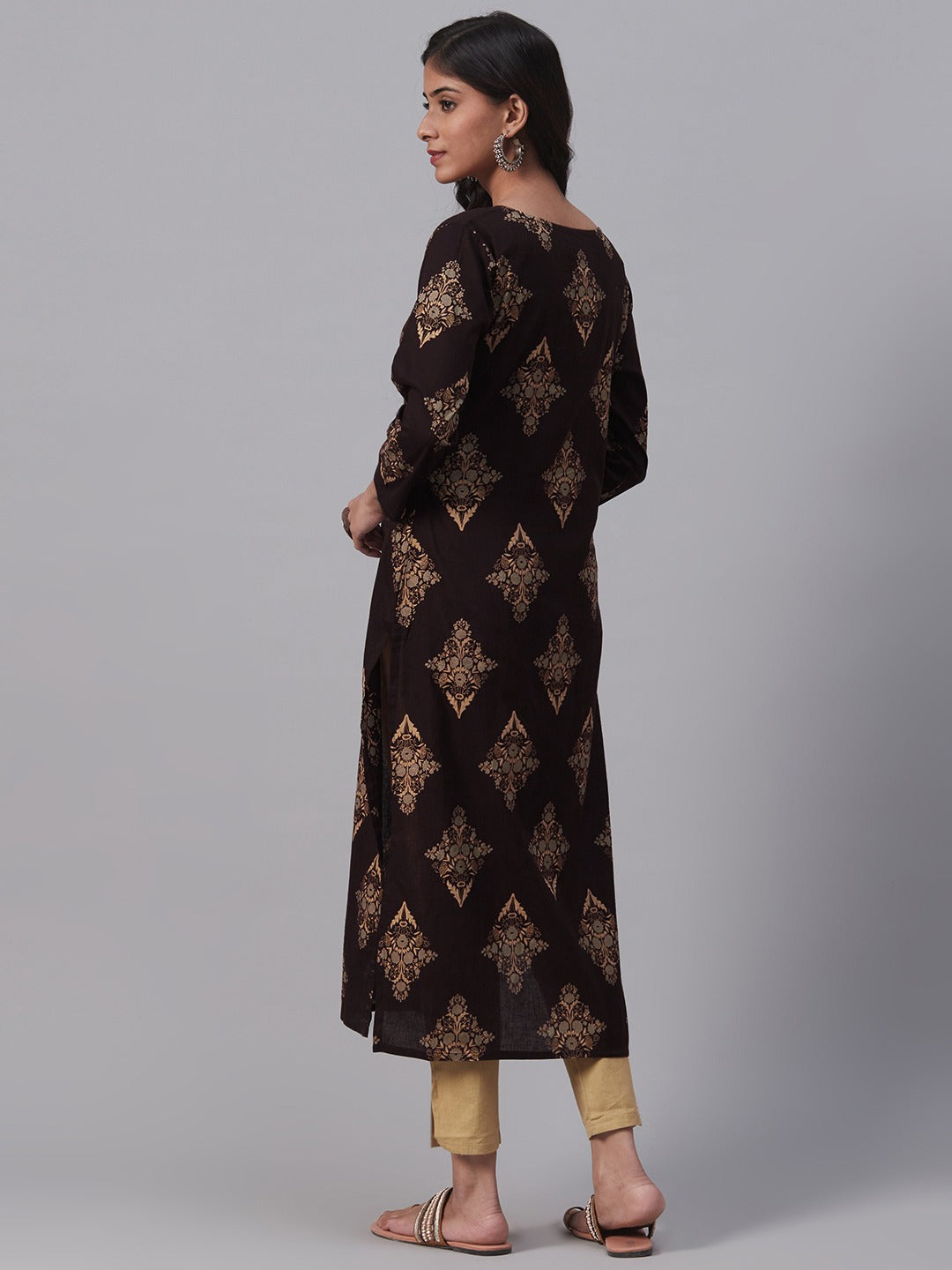 Color_Brown