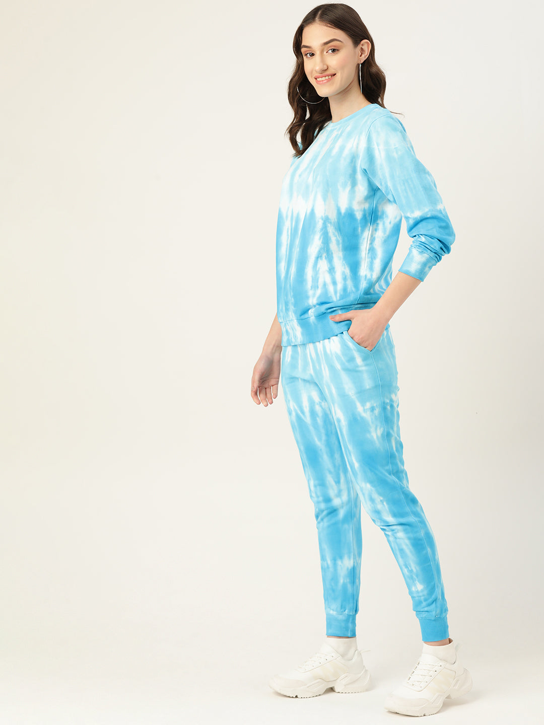 Women's Blue Ombre Dye Sweatshirt With Joggers
