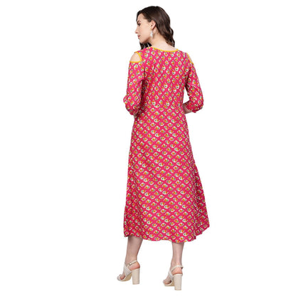 Women's Pink Rayon Printed 3/4 Sleeve Round Neck Casual Dress