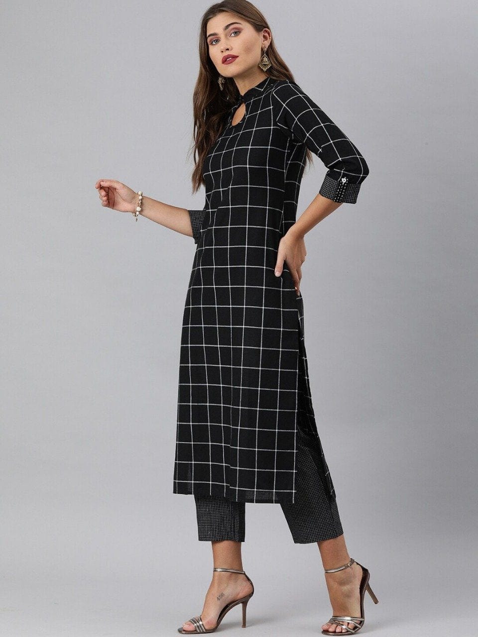 Women's KSUT Women Black & White Checked Kurti with Trousers
