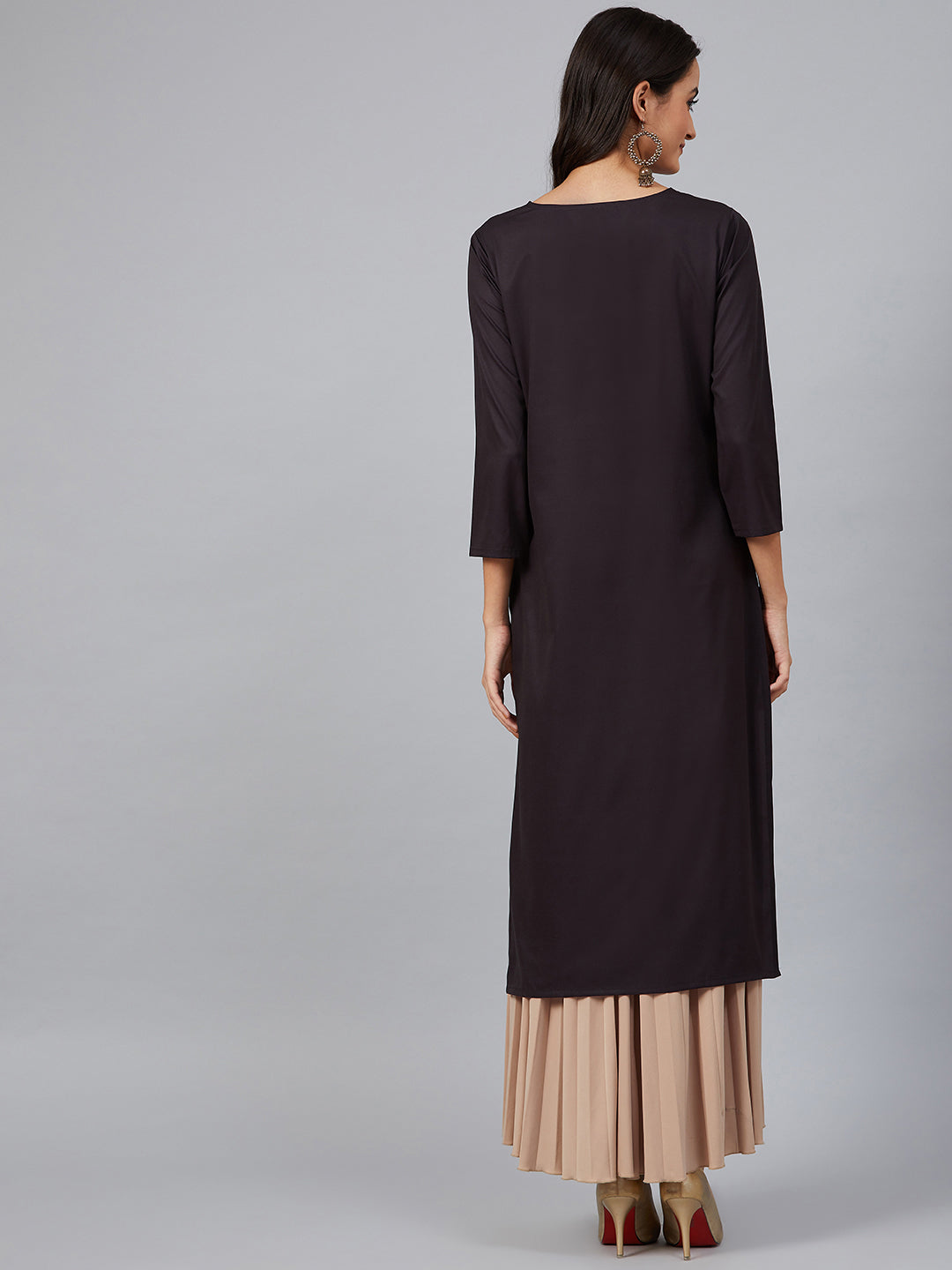 Color_Black
