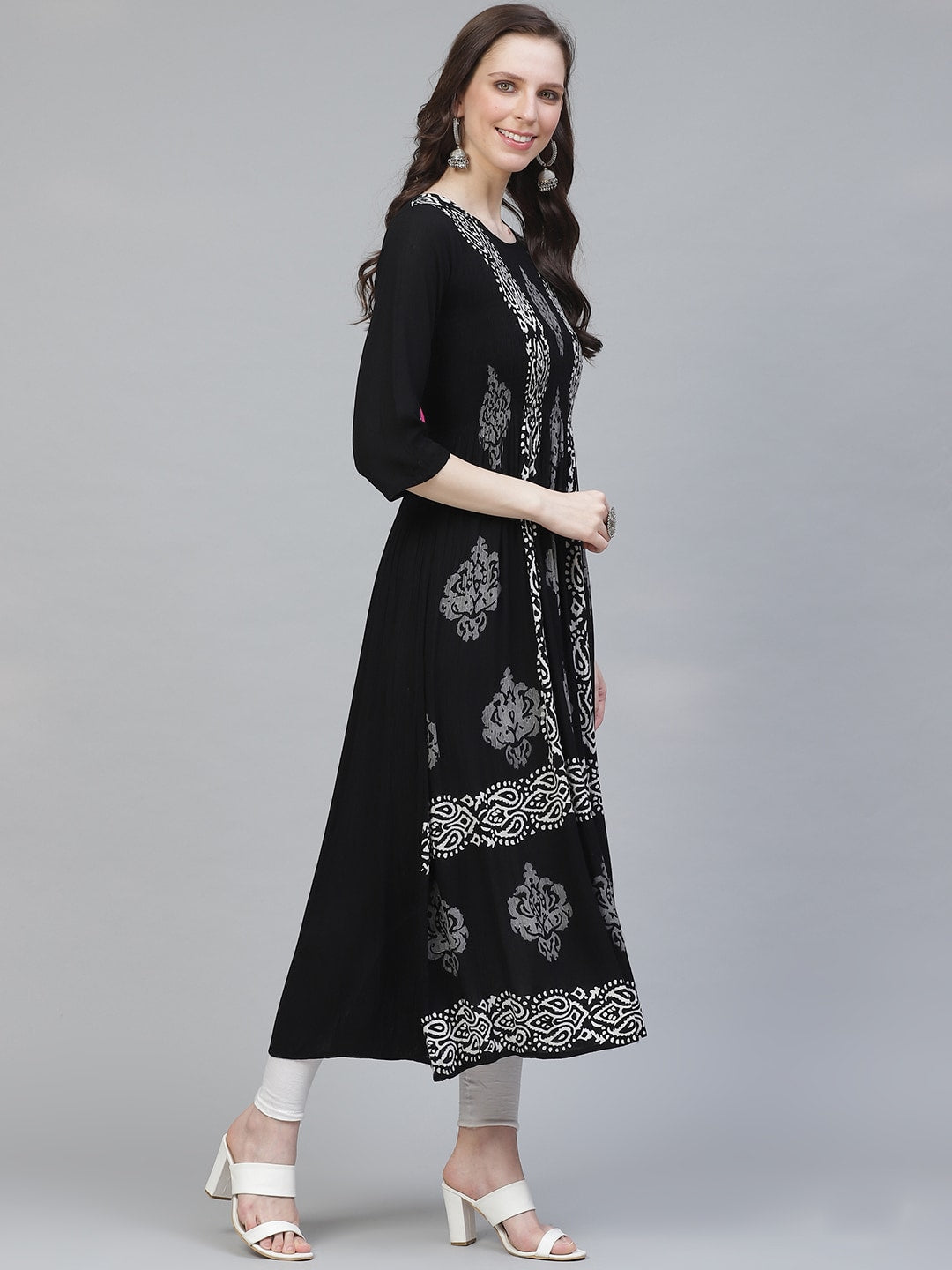Color_Black