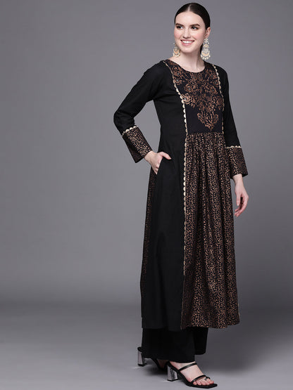Color_Black