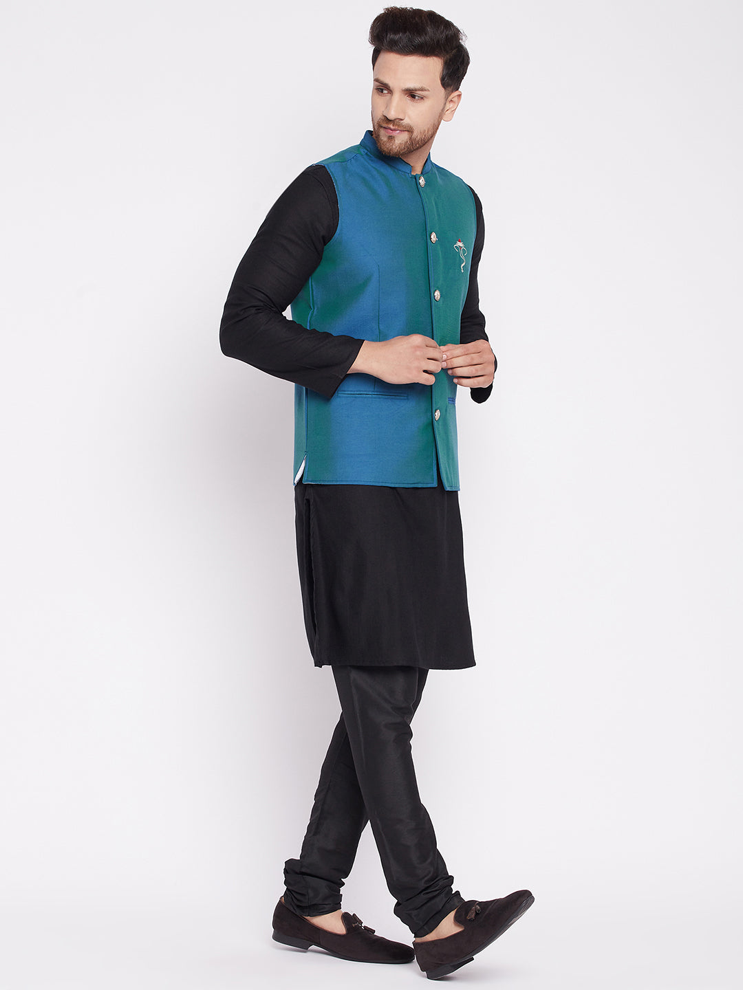 Men's Nehru Jacket With Embroided Insignia Of Lord Ganesh