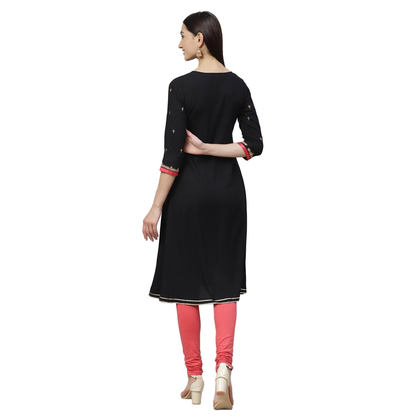 Women's Black Rayon Printed 3/4 Sleeve Round Neck Casual Kurta Only