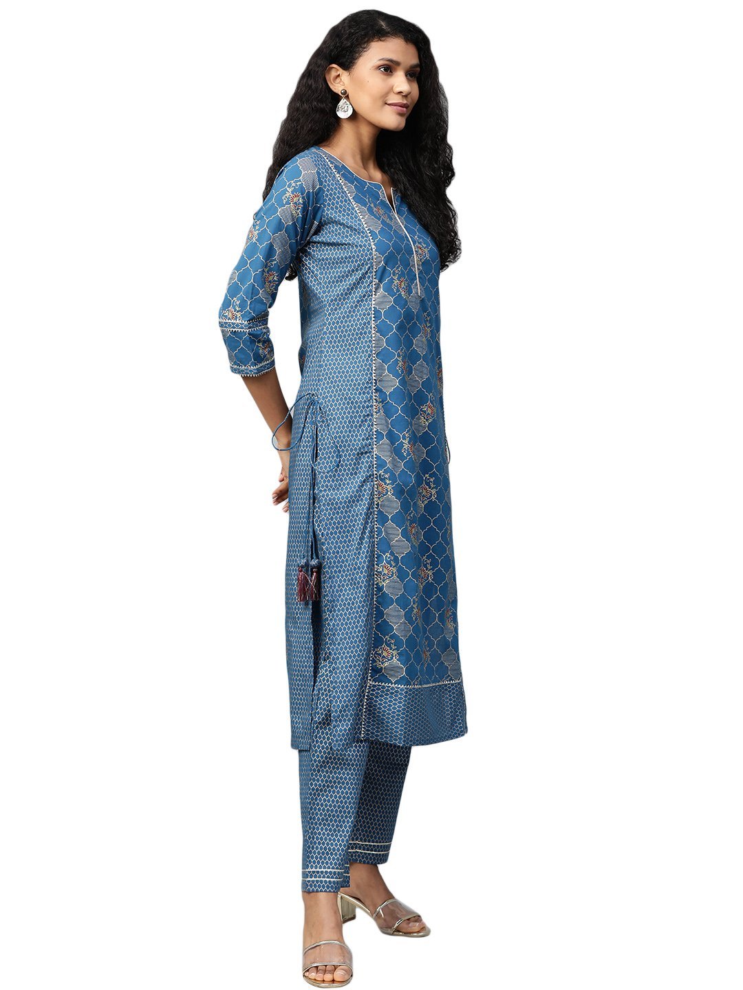 Women Navy Blue Printed  Cotton Kurta & Pant Set by Myshka (