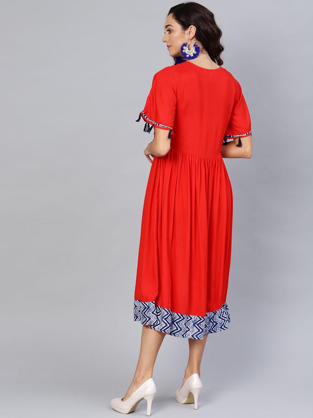 Women's Red Cotton Solid Ballon Sleeve Round Neck Dress