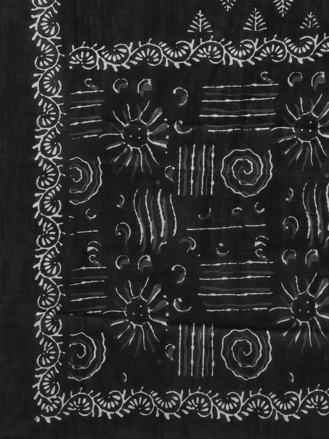 Women's  Black & White Printed Kurta with Palazzos & Dupatta