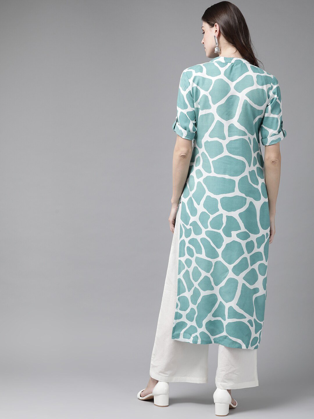 Women's  Blue & White Giraffe Print Straight Kurta