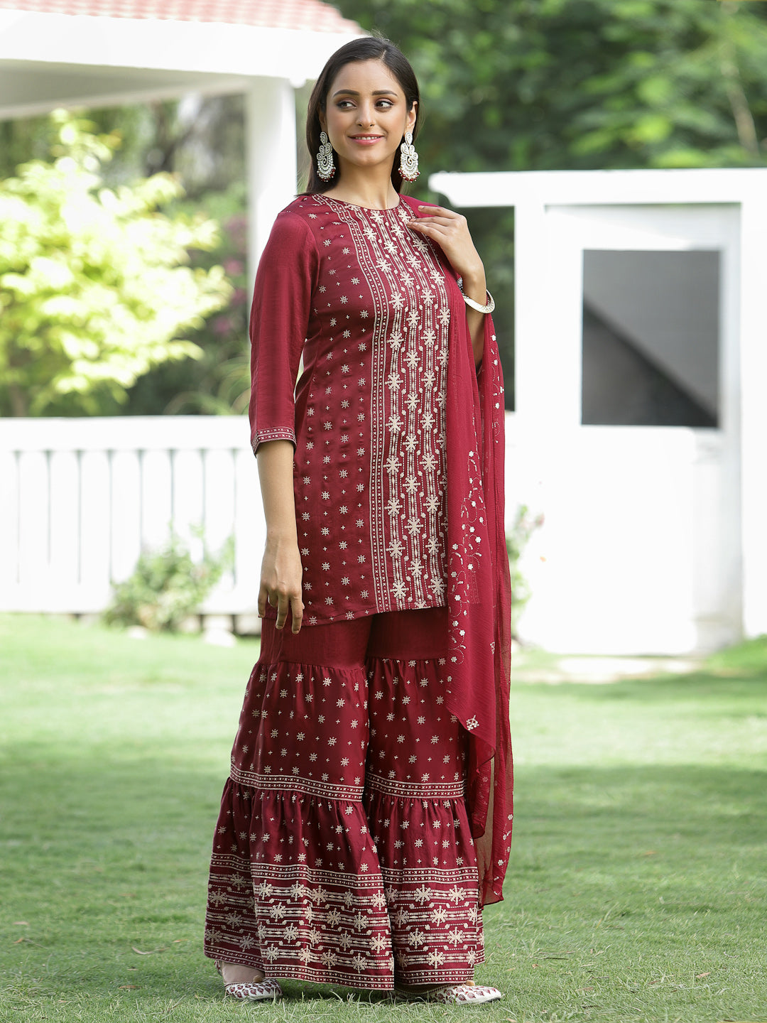 Color_Maroon