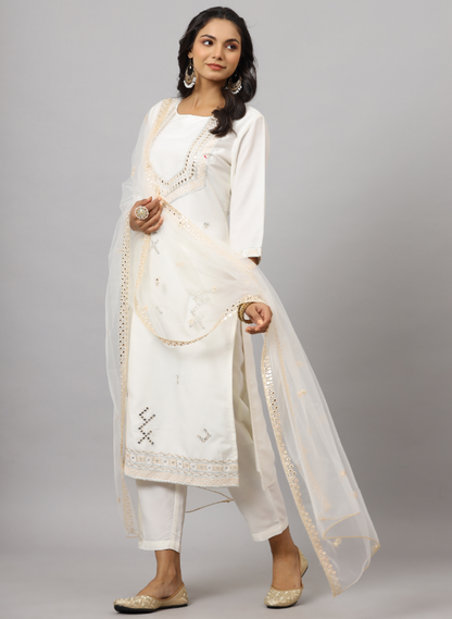 Women's White CHINON Solid Embroidered Kurta Set