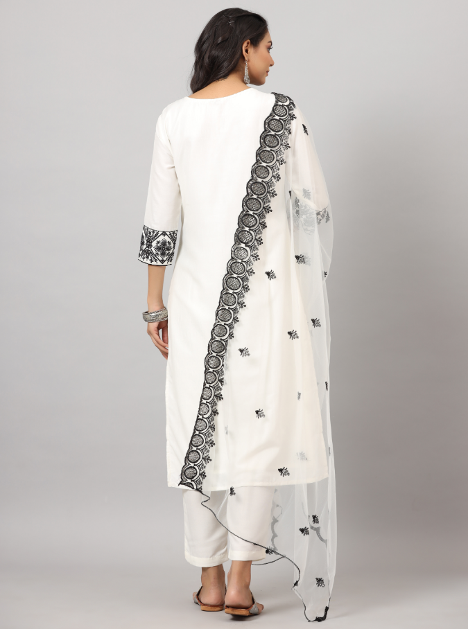Women's White CHINON Solid Embroidered Kurta Set