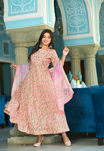 Women's Peach Handblock Dupatta Set