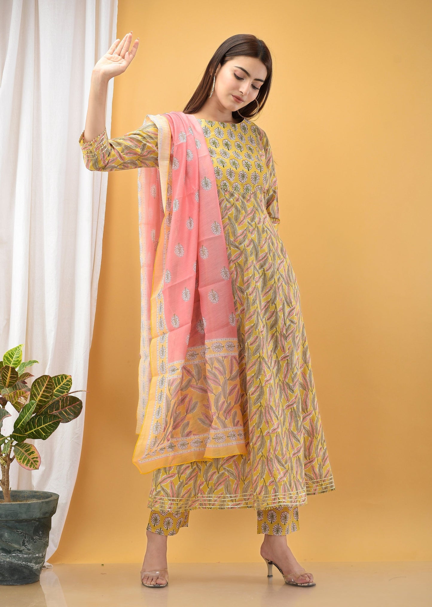 Women's Yellow Handblock Dupatta Set