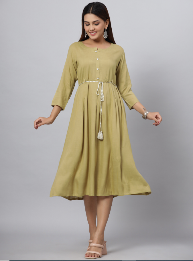 Women's Green Rayon Slub Solid Dress