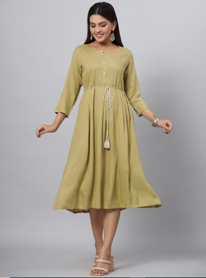 Women's Green Rayon Slub Solid Dress