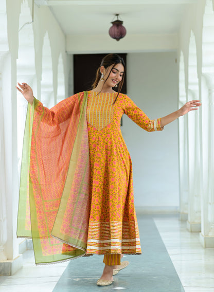 Women's Yellow Printed Dupatta Set