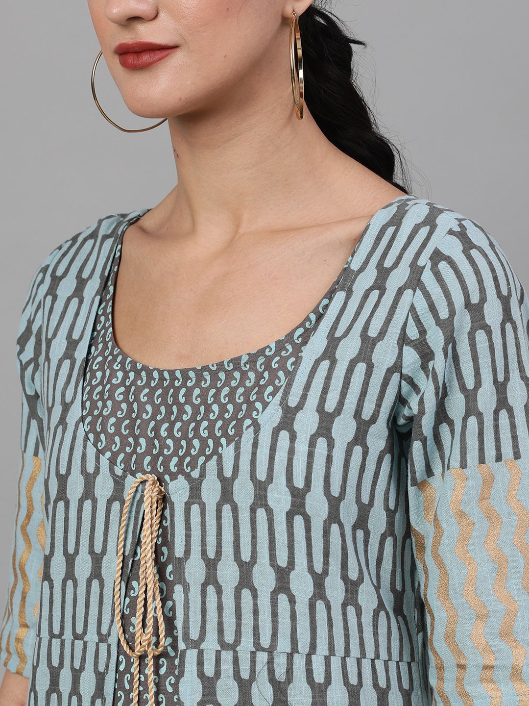 Women's  Grey & Blue Printed Kurta with Trousers