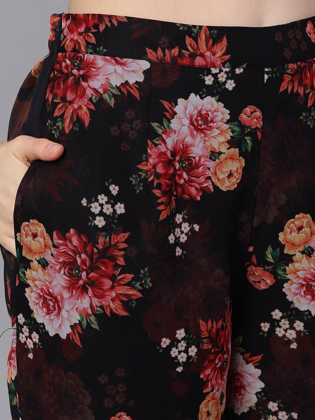 Women's  Black & Red Printed Kurta with Palazzos
