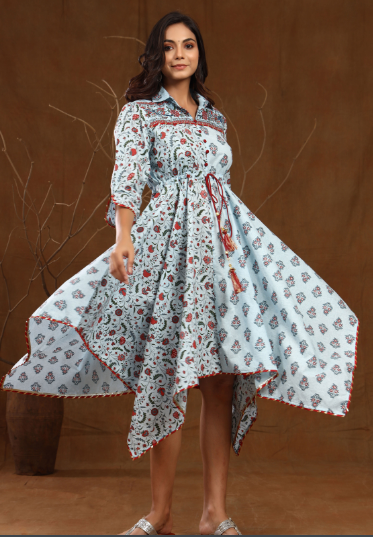 Women's Cambric Floral Print Asymmetric Dress With Mask
