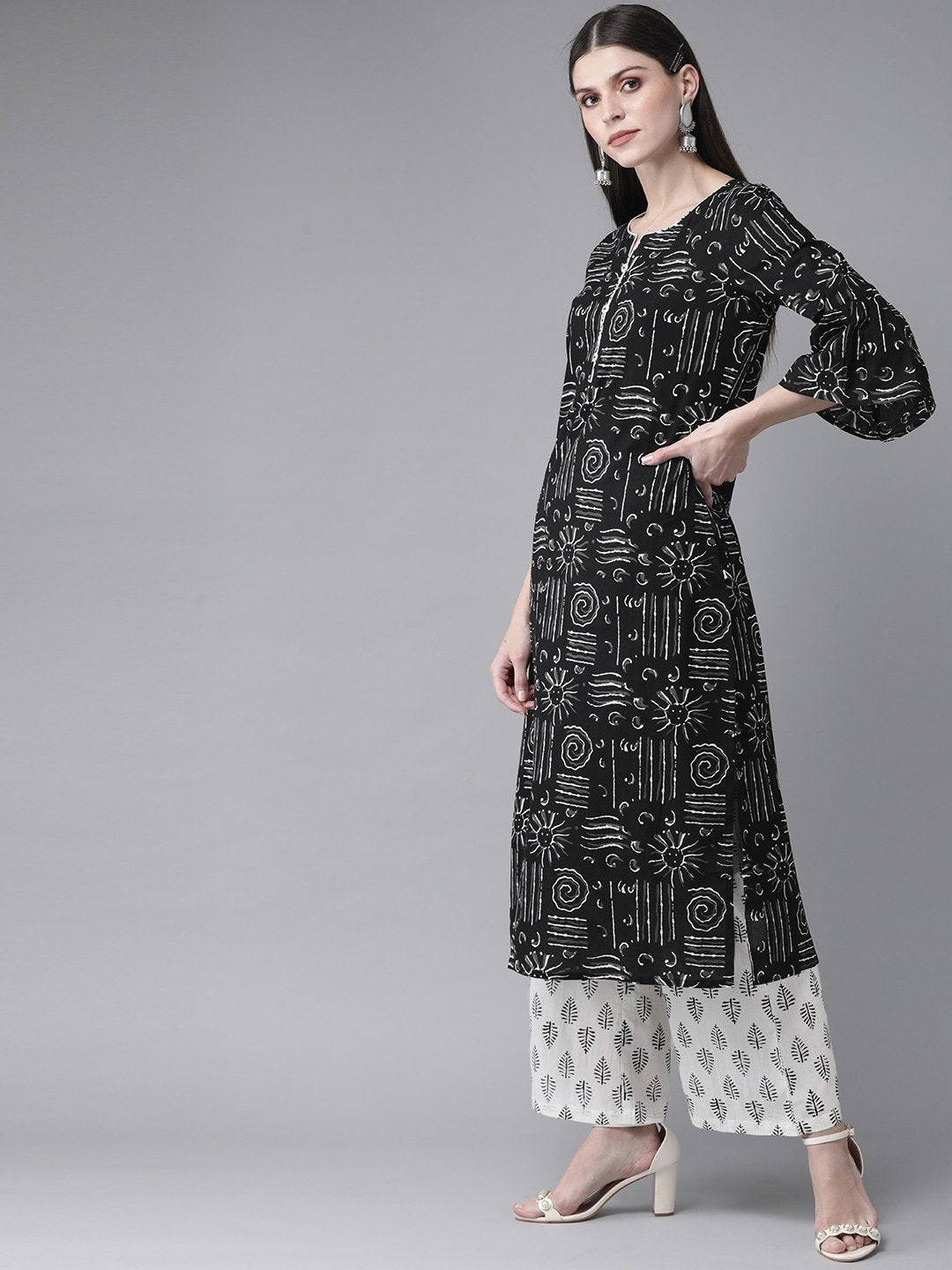 Women's  Black & White Printed Kurta with Palazzos & Dupatta