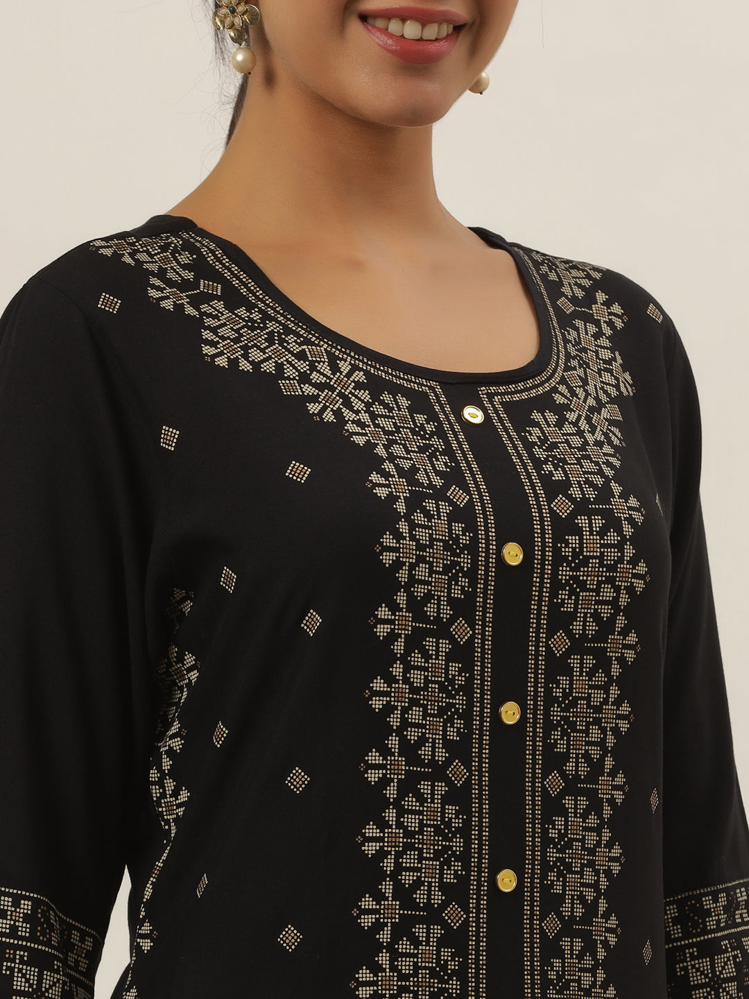Color_Black
