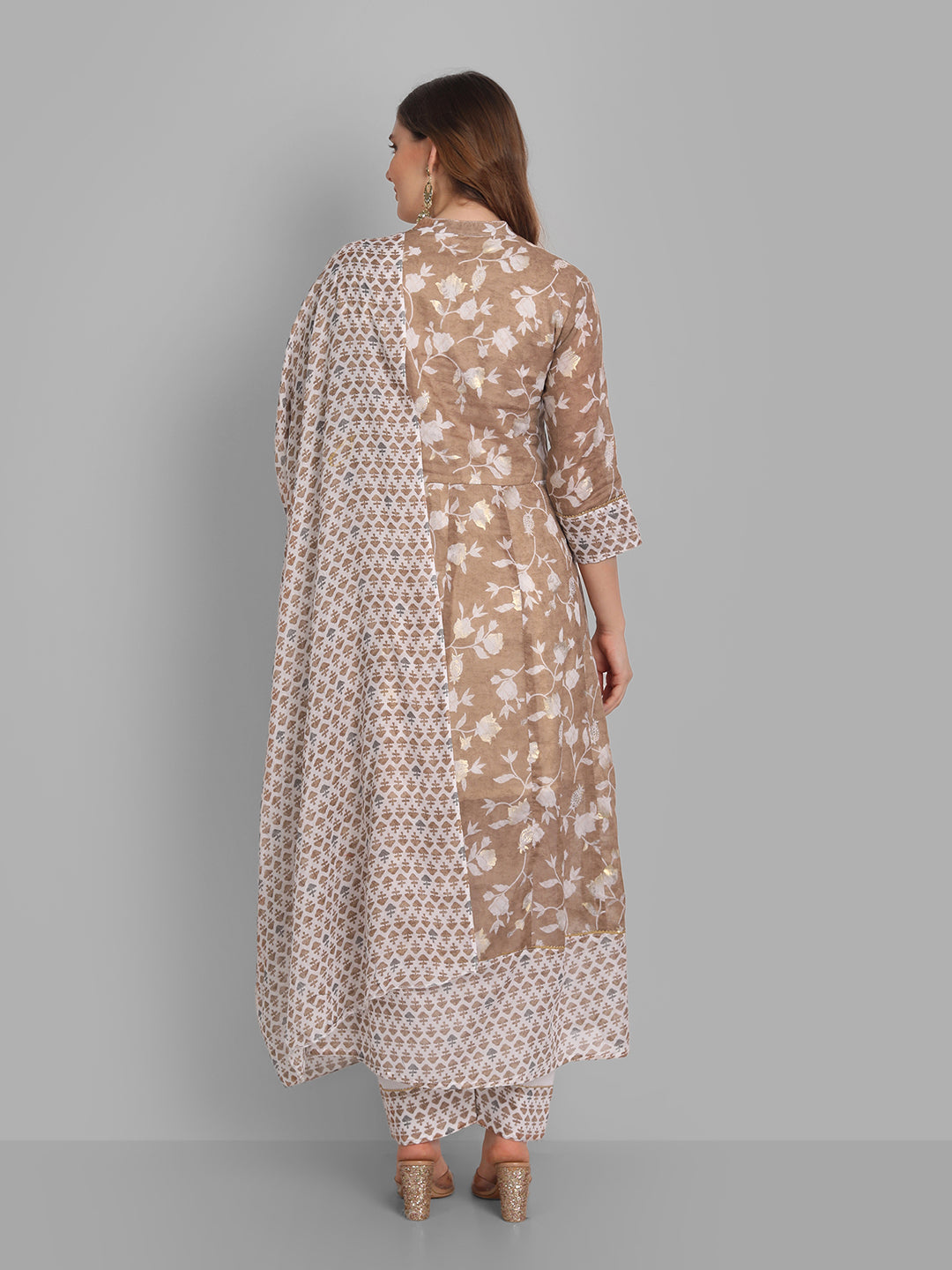 Color_Brown
