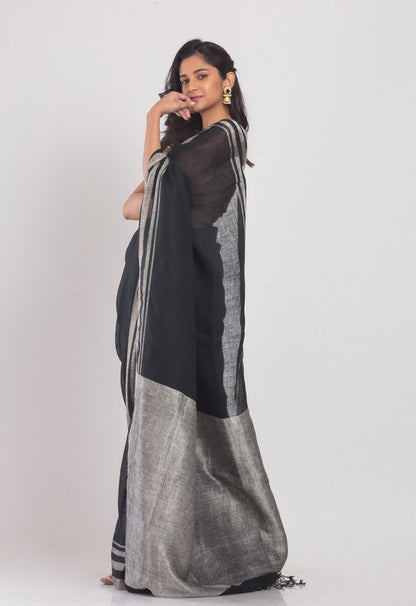 Women's Handloom linen saree silver jori border and pallu