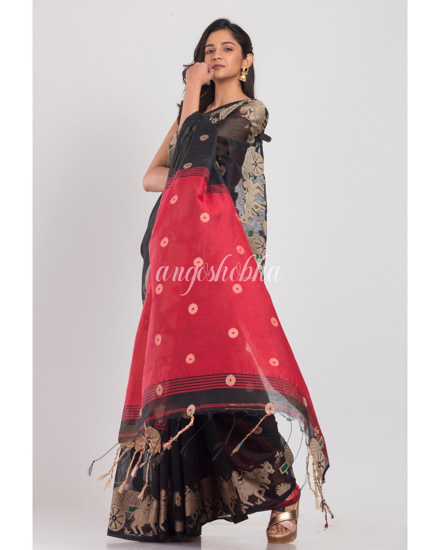 Women's Black Handloom Blended Cotton Saree