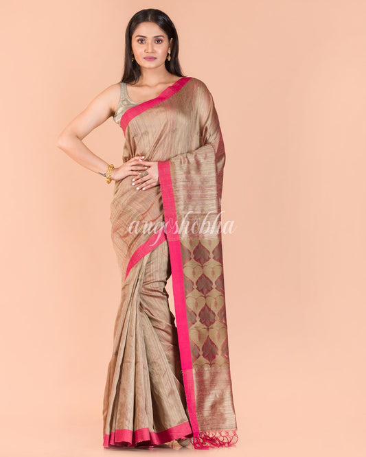 Women's Beige Matka silk Jamdani saree