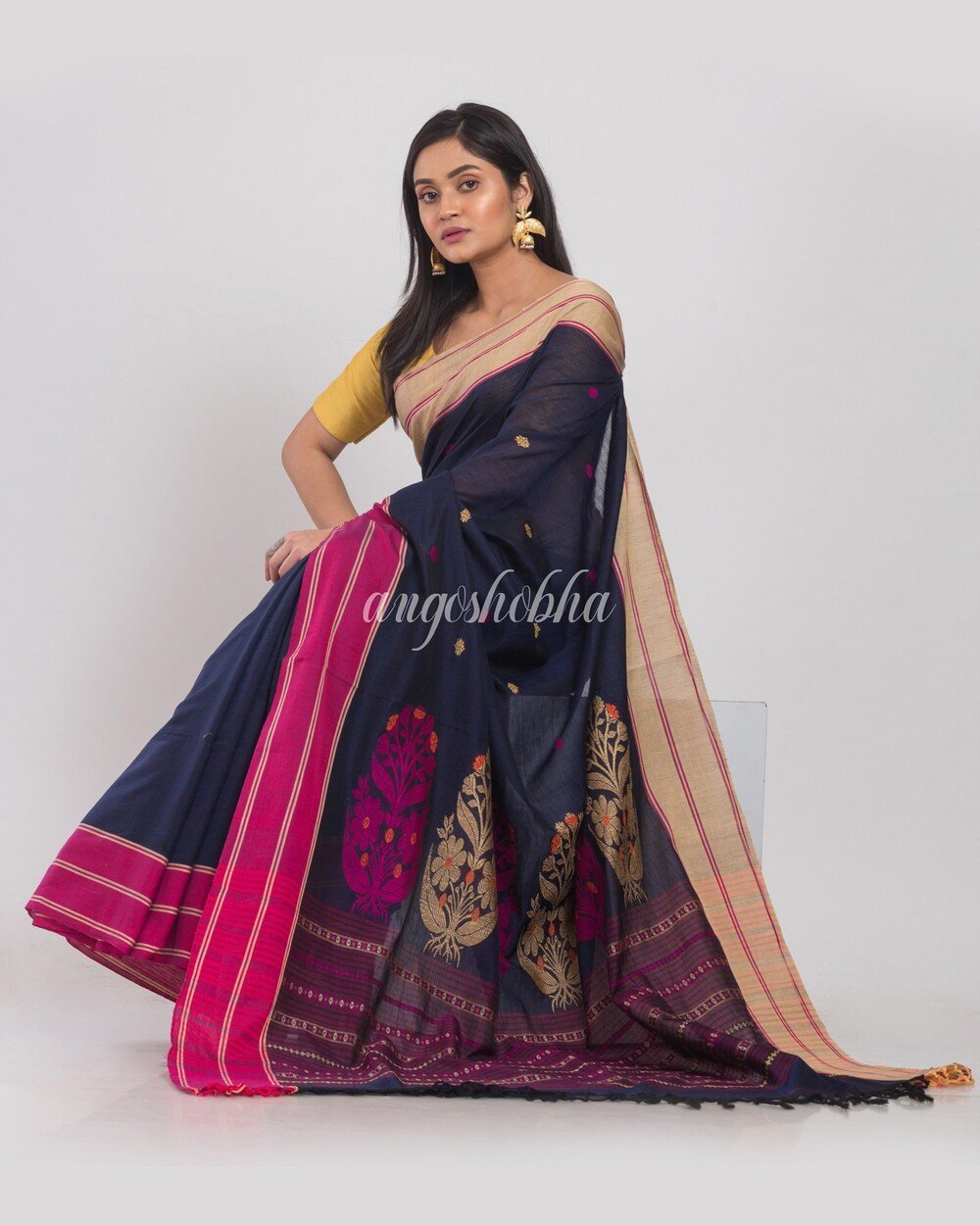 Women's Navyblue Handloom Cotton Jamdani Saree