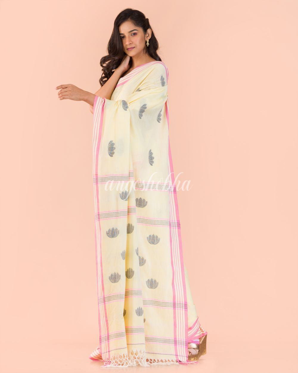 Women's Cream Cotton Jamdani Saree